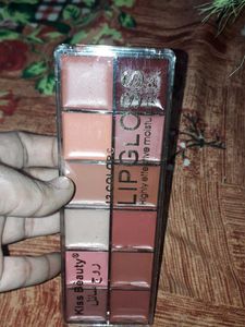 Kiss Beauty Moisturizing Lipsticks.❤🌺