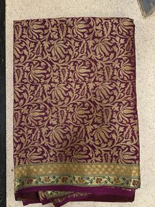Magenta–Gold Crepe