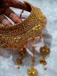 Golden Colour Ka Necklace