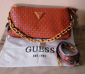 🆕️🔥GUESS SHOULDER BAG