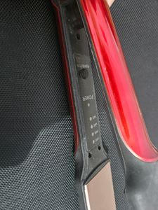 V&amp;G PROFESSIONAL HAIR STRAIGHTENER