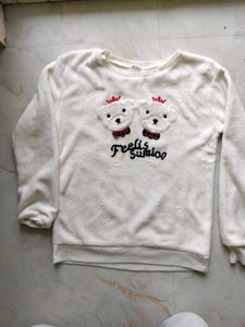 Cute Bear Applique Sweatshirt