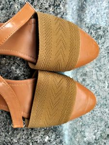 Brown Beige Flat Sandals