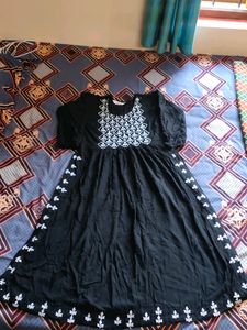 Women black Embroidery Kurti