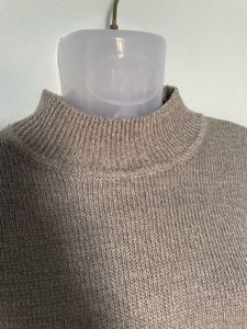 Cozy Knit Cropped Sweater