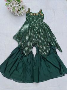 Green Shrara Suit