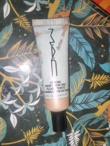MAC Strobe Dewy Skin Tint