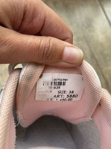Women’s White Sneakers