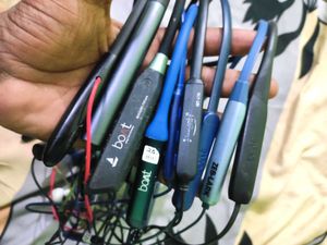 Mixed Lot of Neckband Headphones 10 Pics