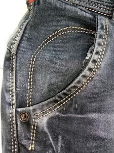 Men&#39;s Jeans