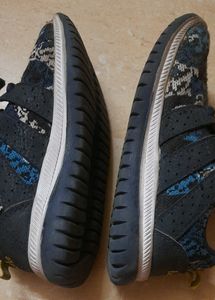 2 Pair Casual Shoes