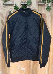 Stylish Navy Blue Quilted Jacket 🧥