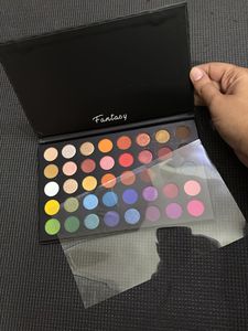FANTASY 40 colour EYESHADOW