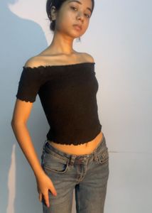 Black Off Shoulder Trendy