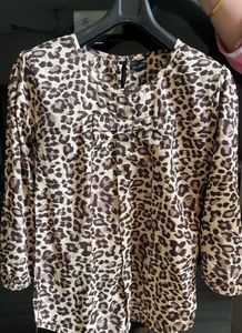 Sale 🔥Tiger Print Top
