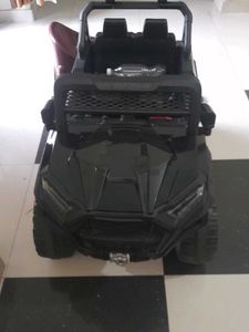 Kids Ride-On Jeep