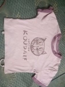 Pink Crop T-shirt With Back Arc Cut Pattern