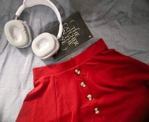 Maroon Red short skirt