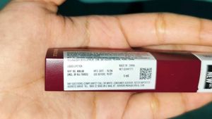 New Maybelline Lipstick In The Shade Transformer