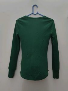 Green Long Sleeve Top