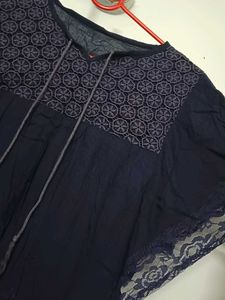 Navy Blue Top 🤩