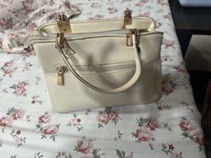 Metro Handbag