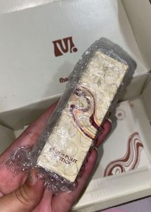 MRUCHA BEAUTY 2 LIPSTICK