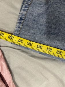 Baggy jeans