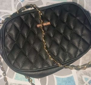 🖤New Slingbag For Girls🖤