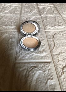 The Balm Mary-lou Manizer