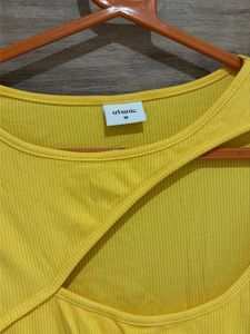 Chic Yellow Cutout Long Sleeve Top