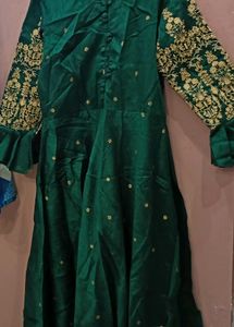 Green Embroidered Kurta Suit