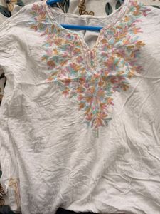 Chikankari short kutra for college