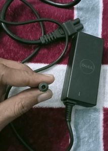 DELL LAPTOP CHARGER NEW AND ORIGINAL 45 WATT