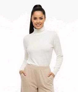 🍦 Elegant White Turtleneck Top