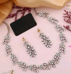 Elegant Jewelry Set