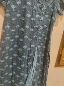 Blue Floral Print Kurti with Side Slits