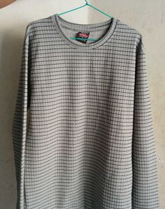 ✨Silver T-Shirt–Soft, Stylish & Everyday Essential