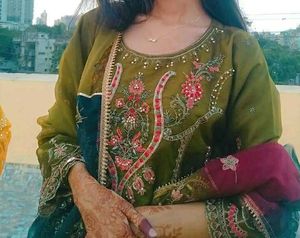 Pakistan full dress
