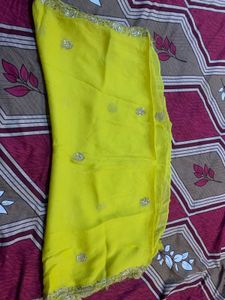 Beautiful Yellow Chinon Suit💛🦋🎀