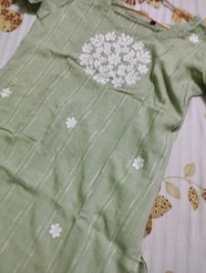 Green Embroidered Kurta
