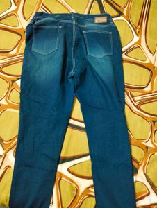 Women&#39;s Blue Denim Jeans