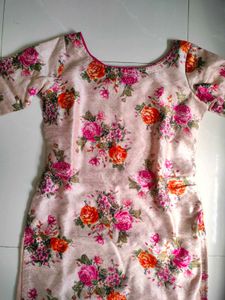 Beautiful Floral Printed Kurti For Women