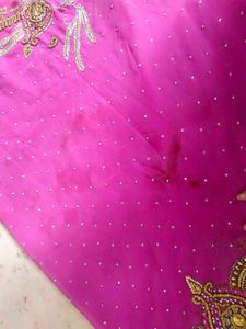 Pink Saree very heavy daimond work only have stain