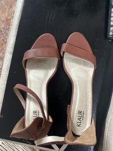 Tan Heels
