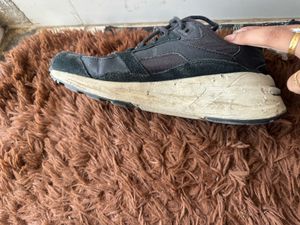 Black Skechers Shoes