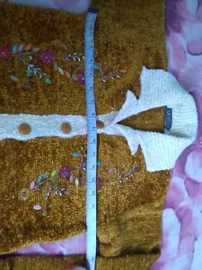 Embroidered Knit Cardigan