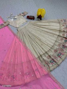 Off White Lehnga