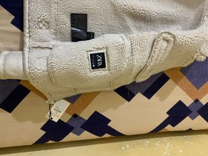 Zara Man&#39;s White Faux Shearling Jacket
