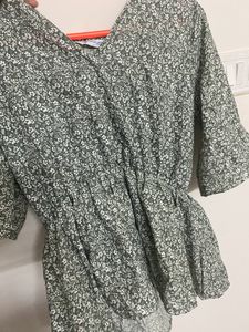 Floral Printed Top🌼